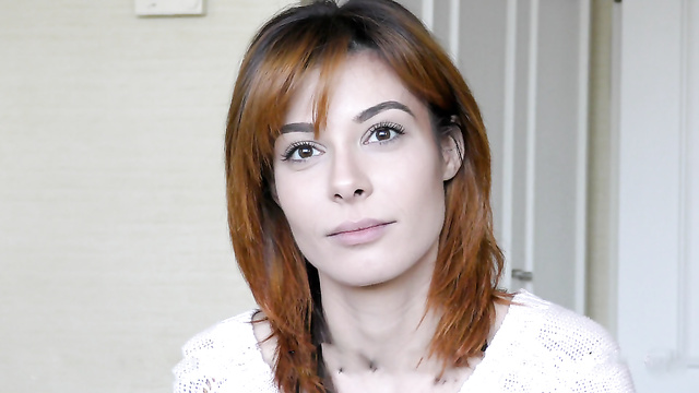 Снялась в порно у Вудмана по совету подруги и получила деньги за секс